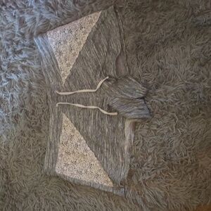 HEATHER GRAY LACE LOUNGE SHORTS